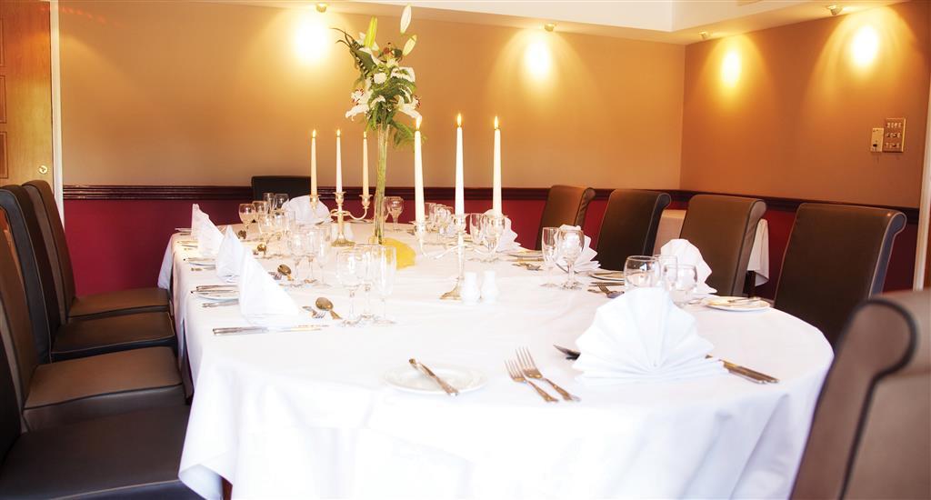 Frensham Pond Country House Hotel & Spa Farnham  Facilidades foto